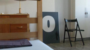 Отель B & B Avnoy  Белград